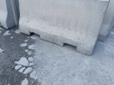 Beton bariyer yol bariyeri